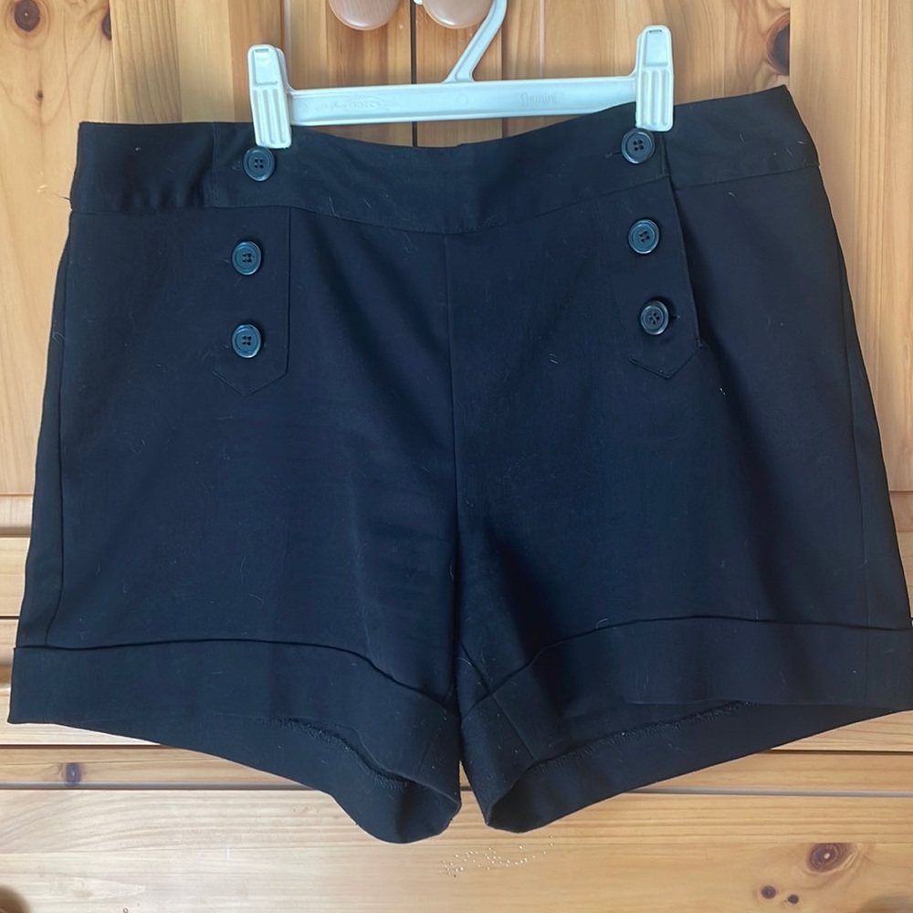 Maurices black sailor style shorts